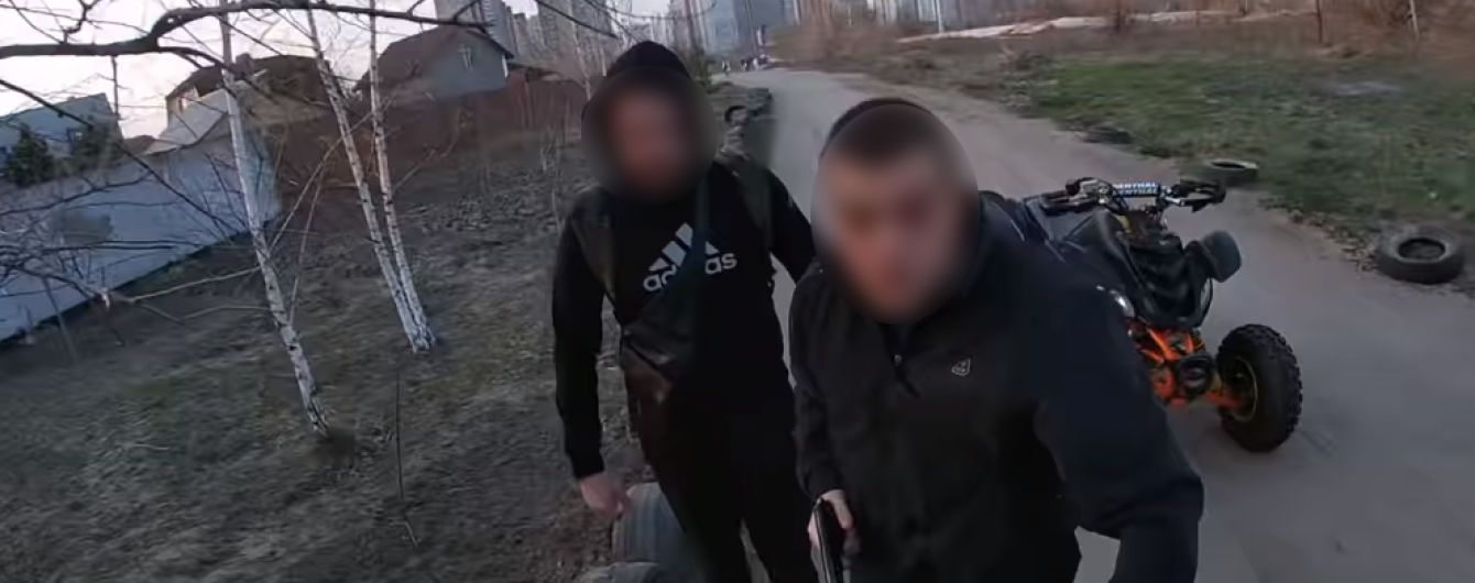ГБР объявило подозрение полисмену, который хулиганил с пистолетом и травмировал водителя