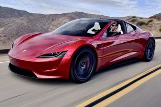 В Tesla Roadster внедрят ракетные технологии SpaceX