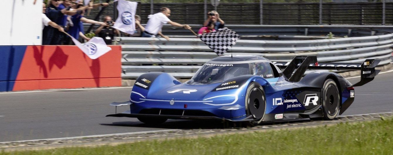 Volkswagen ID.R установил мировой рекорд Нюрбургринга среди электрокаров