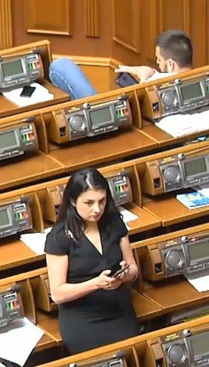 В ВР пытались вызвать для публичных объяснений министра внутренних дел и главу Нацполиции