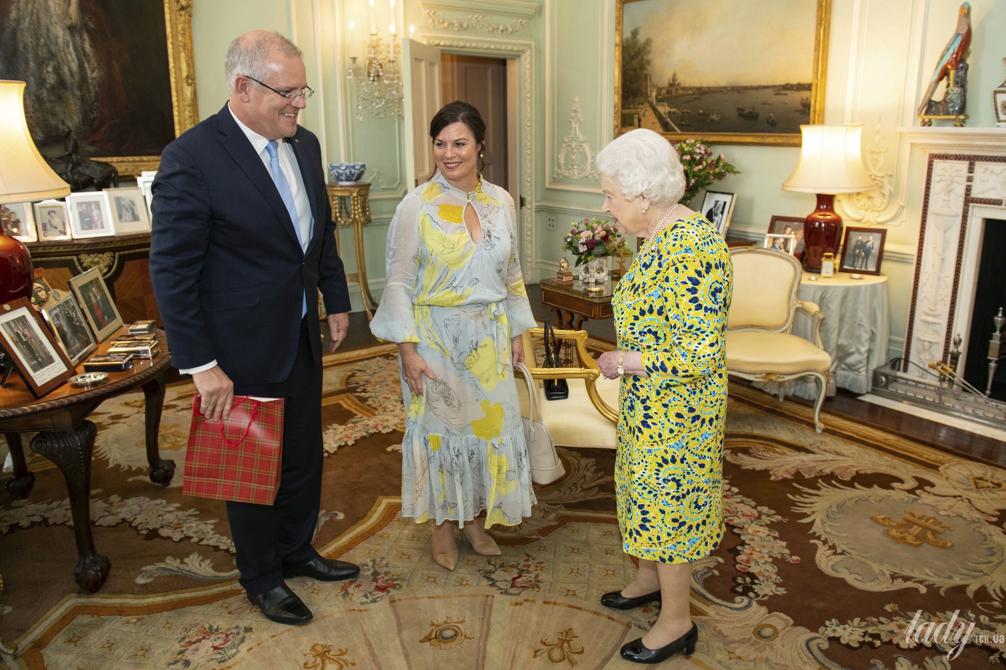 Королева Елизавета II_1