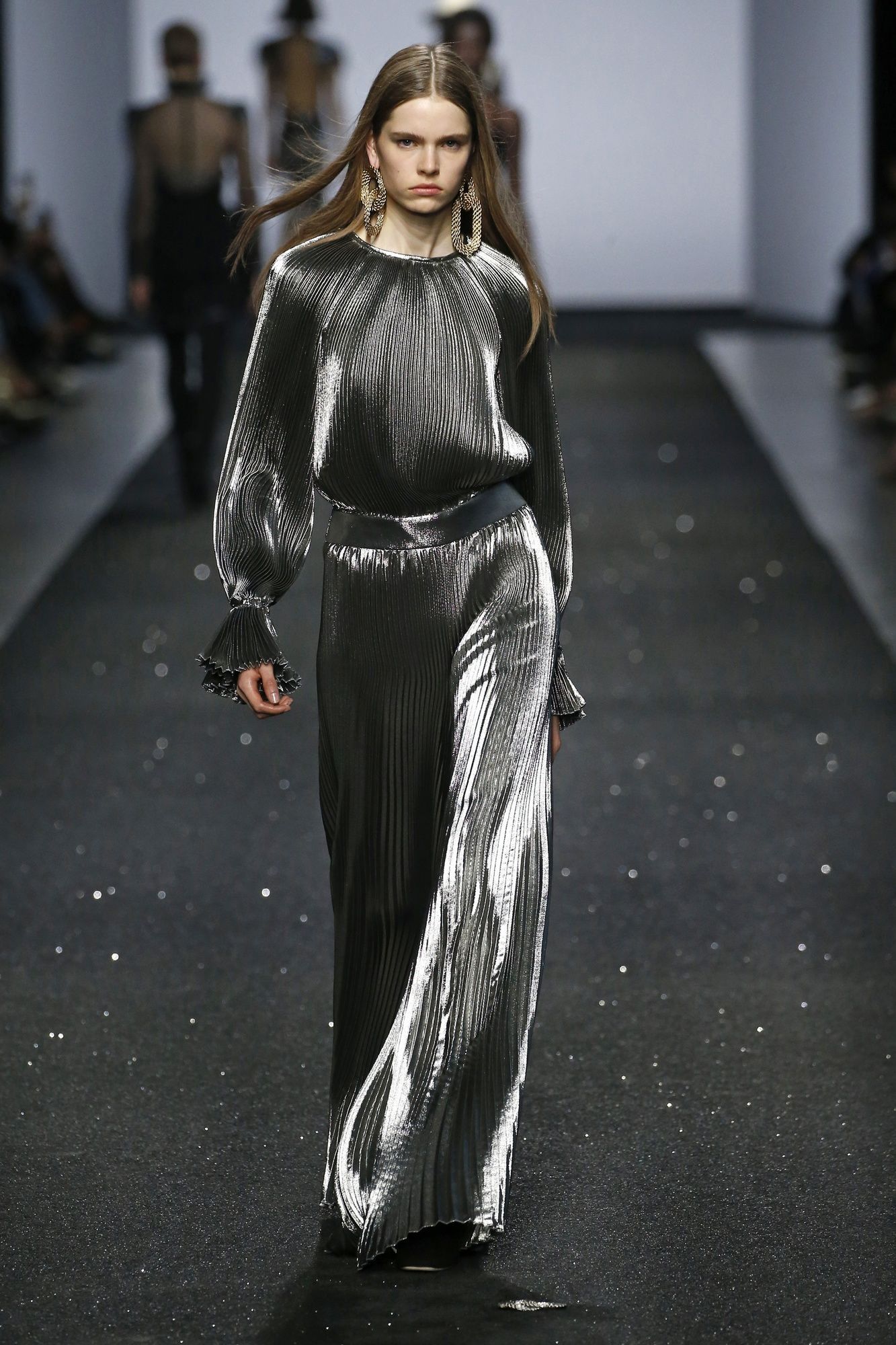Коллекция Alberta Ferretti прет-а-порте сезона осень-зима 2019-2020_52