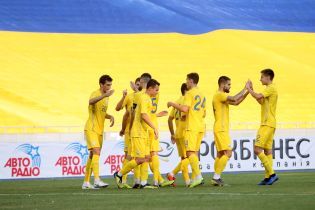 Гол Русина и удаление Шапаренко. Украинская "молодежка" вдевятером сыграла вничью с Азербайджаном