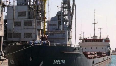 Прикордонники не стали затримувати російське судно, яке на 5 миль зайшло в територіальні води України