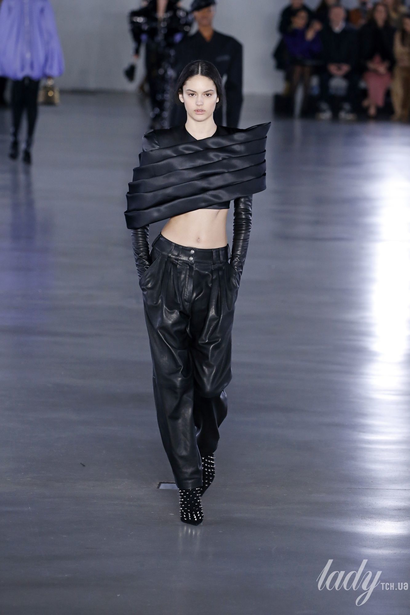 Коллекция Balmain прет-а-порте сезона осень-зима 2019-2020_72