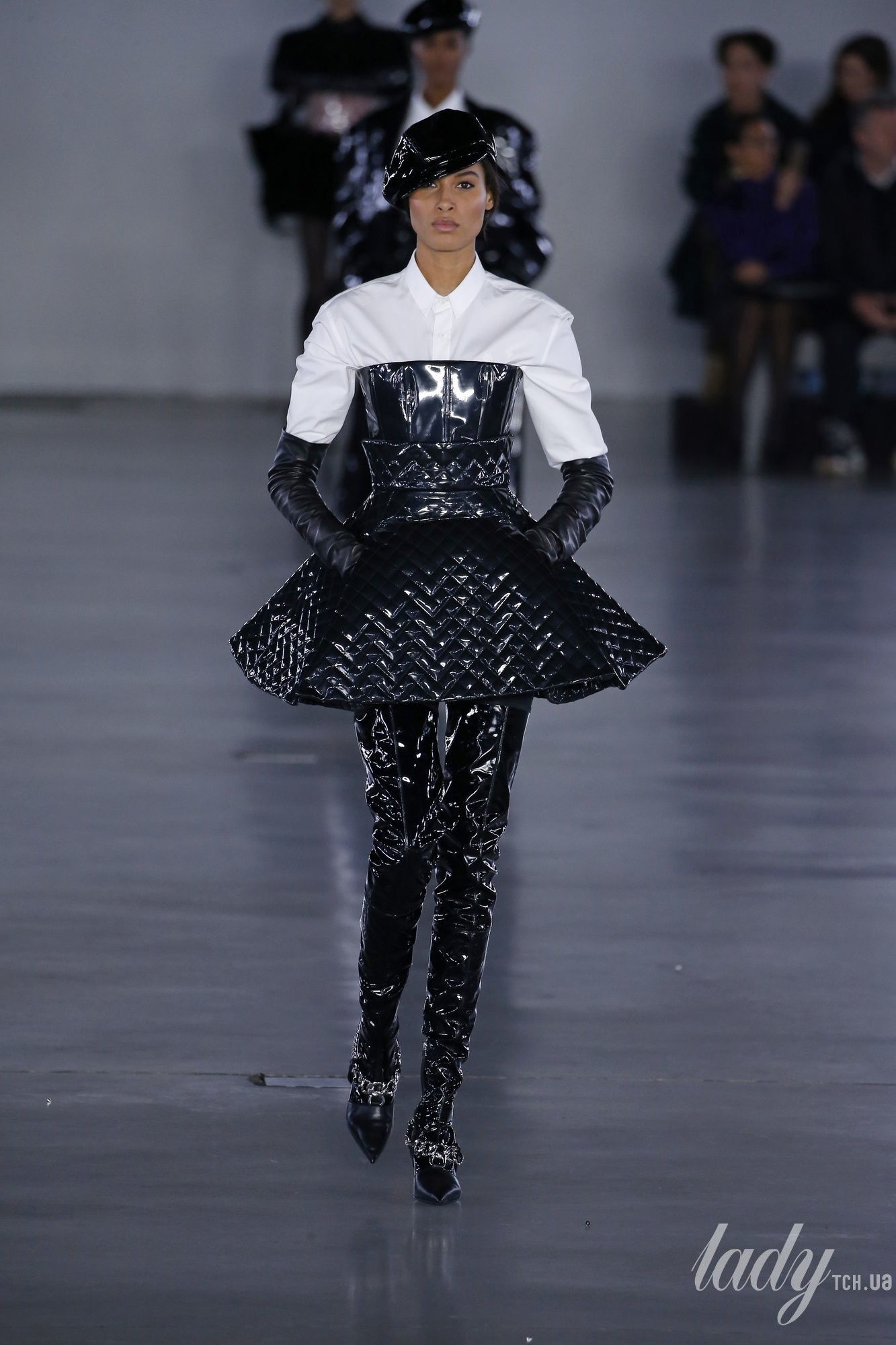 Коллекция Balmain прет-а-порте сезона осень-зима 2019-2020_77