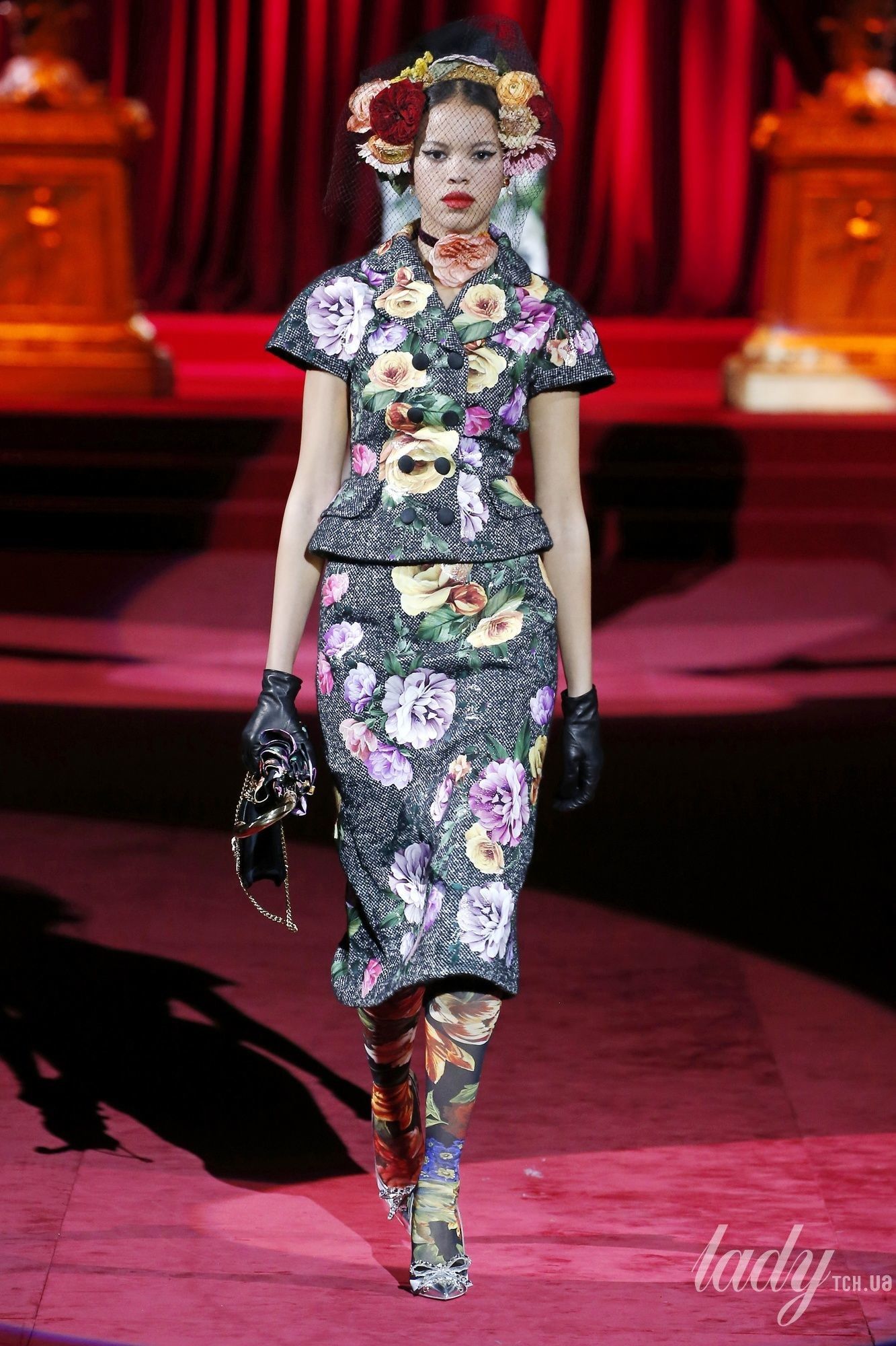 Коллекция Dolce & Gabbana прет-а-порте сезона осень-зима 2019-2020_39