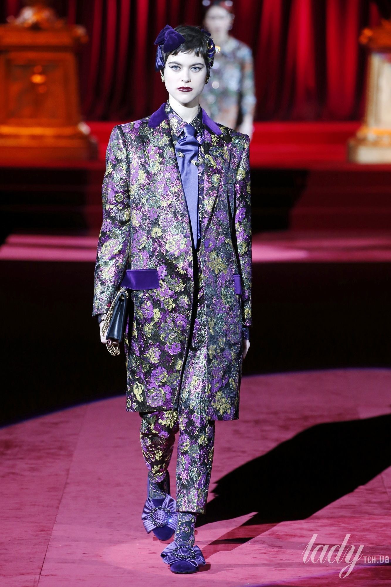 Коллекция Dolce & Gabbana прет-а-порте сезона осень-зима 2019-2020_100