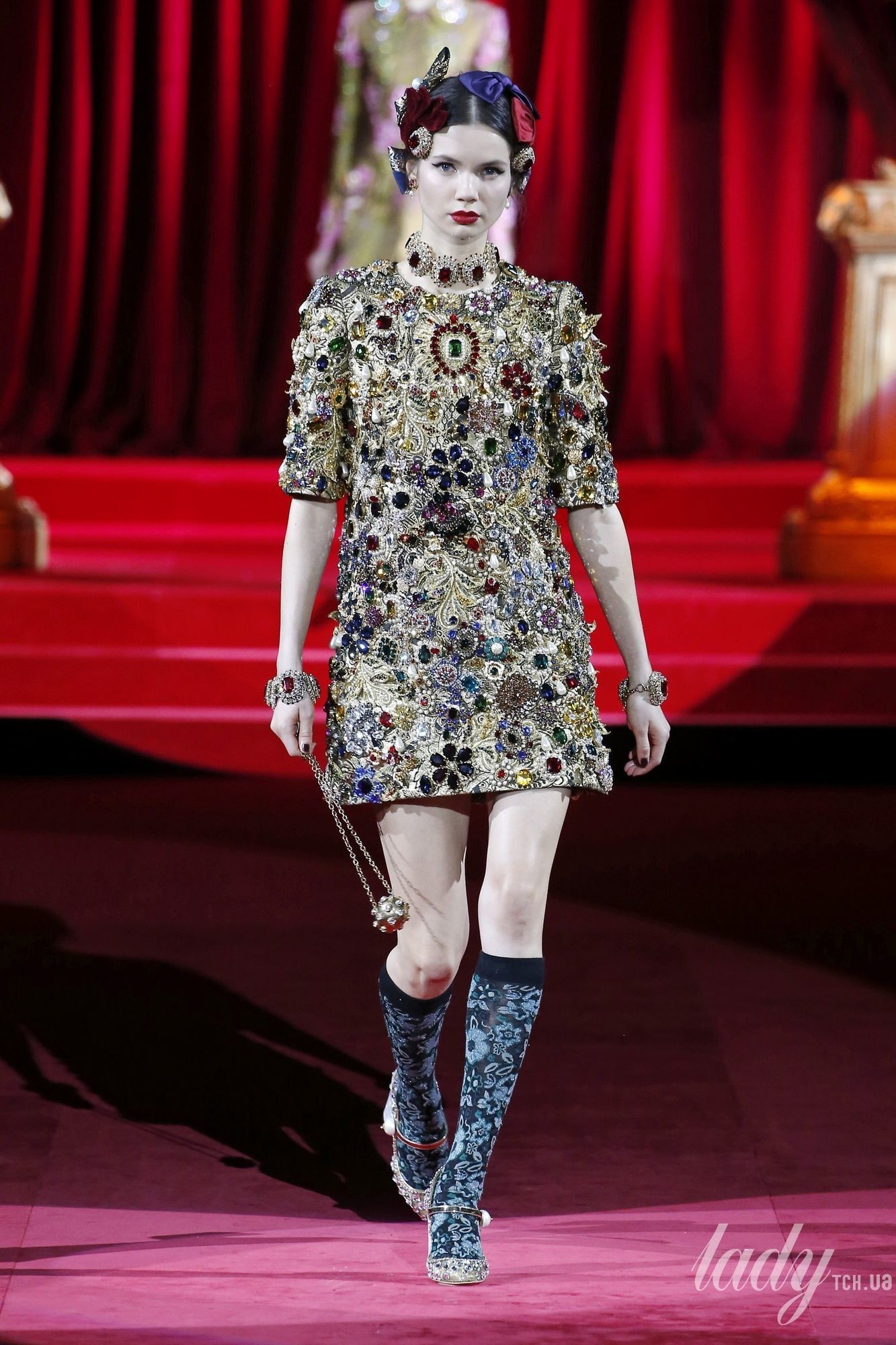Коллекция Dolce & Gabbana прет-а-порте сезона осень-зима 2019-2020_102