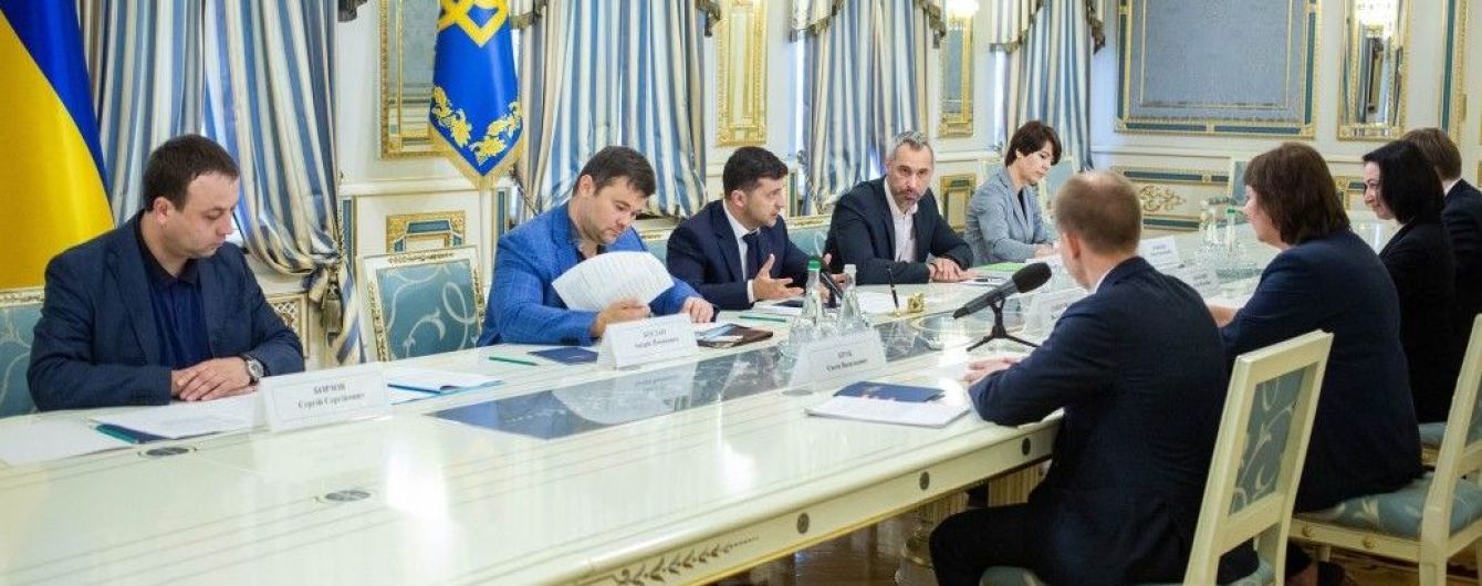 Начало работы Антикоррупционного суда оказался под угрозой – Зеленский встретился с главой учреждения