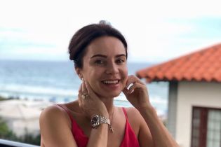 Беременная Лилия Подкопаева засветила животик и показала, как занимается спортом