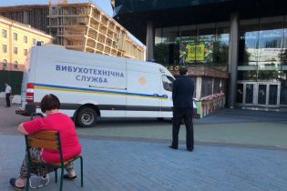У Києві "замінували" шість торговельних центрів та дві мережі супермаркетів