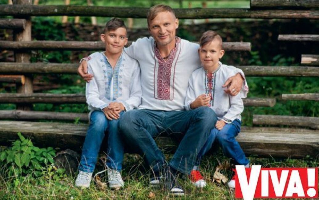 Олег Скрипка похвастался своими сыновьями / © viva.ua