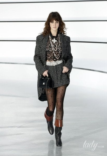 Колекція Chanel прет-а-порте сезону осінь-зима 2020-2021 / © East News