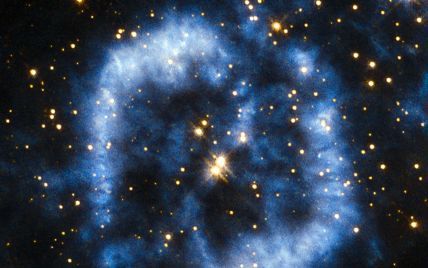 "Хаббл" на фото показав, як через мільярди років помиратиме Сонце