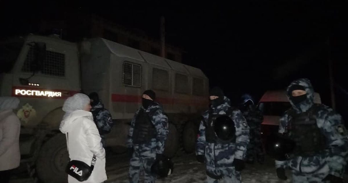 В окупованому Криму тривають обшуки в будинках кримських татар