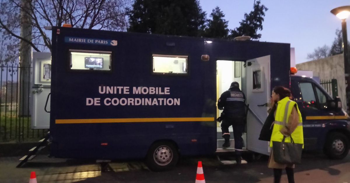 Операція з розмінування у Парижі