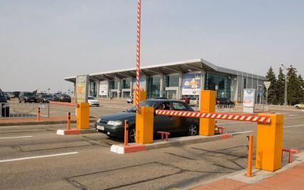 В аеропорту "Харків" ввели безконтактну оплату паркування