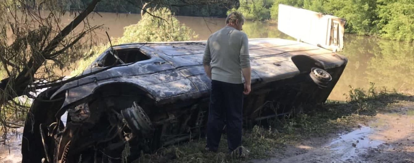 Викид хімікатів у річку Рось: ДСНС прозвітувала про ситуацію