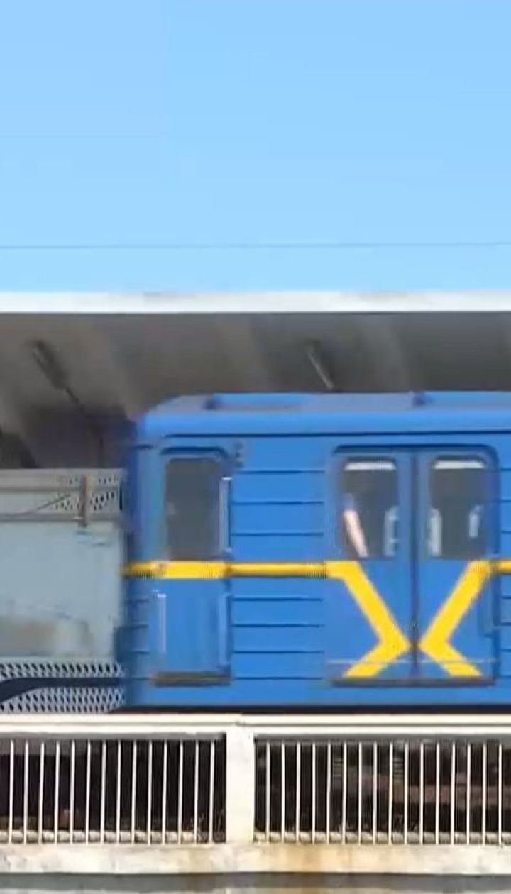 Около часа не работали 5 станций столичного метро из-за сообщения о заминировании