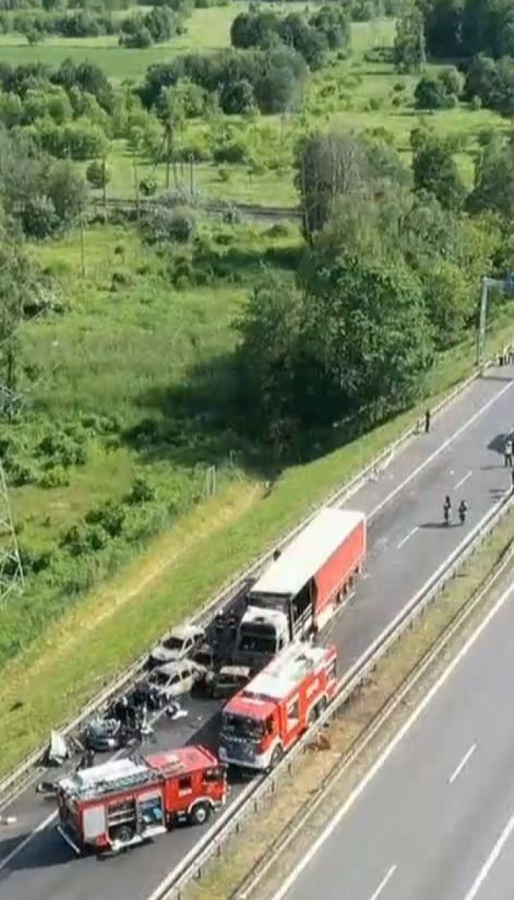 Українець урятував жінку та двох дітей в автотрощі в Польщі