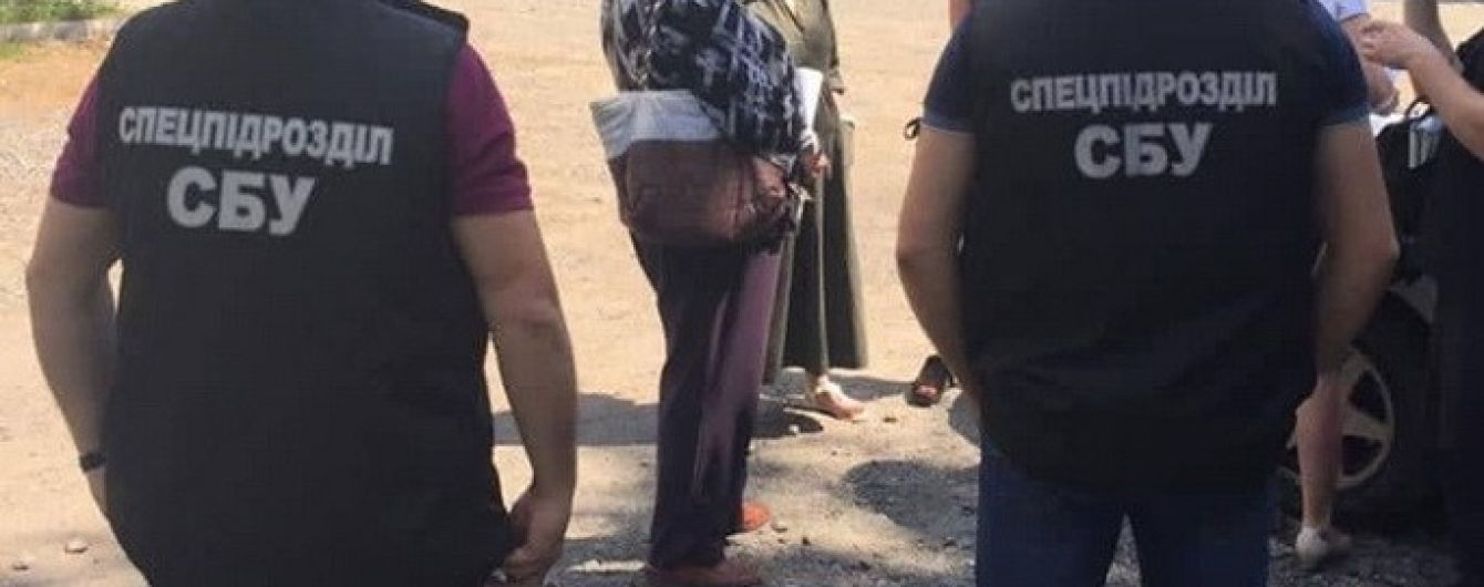 В Хмельницком женщина пыталась продать 15-летнюю дочь в сексуальное рабство