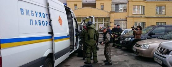 У Львові евакуювали три університети: поліція отримала повідомлення про замінування