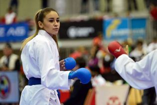 Українська каратистка виграла "золото" зі зламаним пальцем