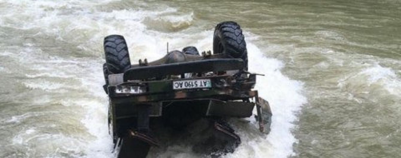 На Закарпатті загинули п'ятеро лісорубів