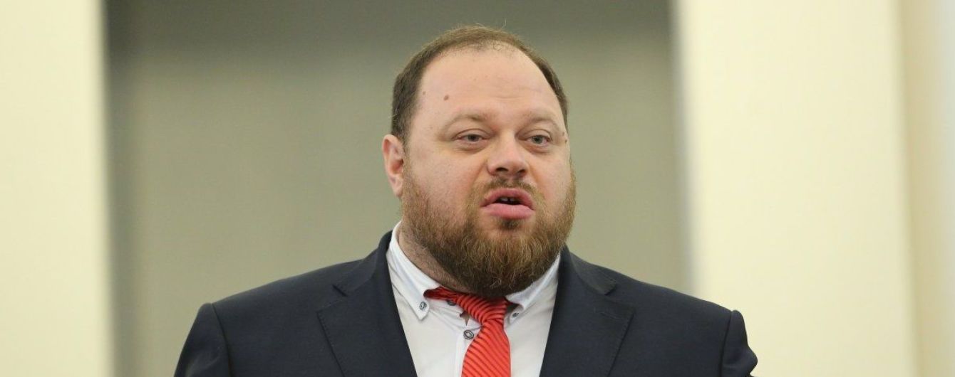 Зеленский уволил и вновь назначил своего представителя в Раде