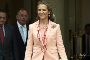 Вийшла у світ на підборах: принцеса Олена продемонструвала несподіваний аутфіт