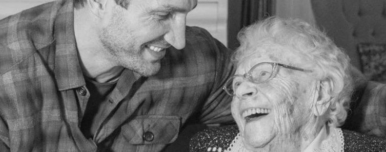 "Покойся с миром, дорогая миссис Смуда". Скончалась 112-летняя фанатка Владимира Кличко