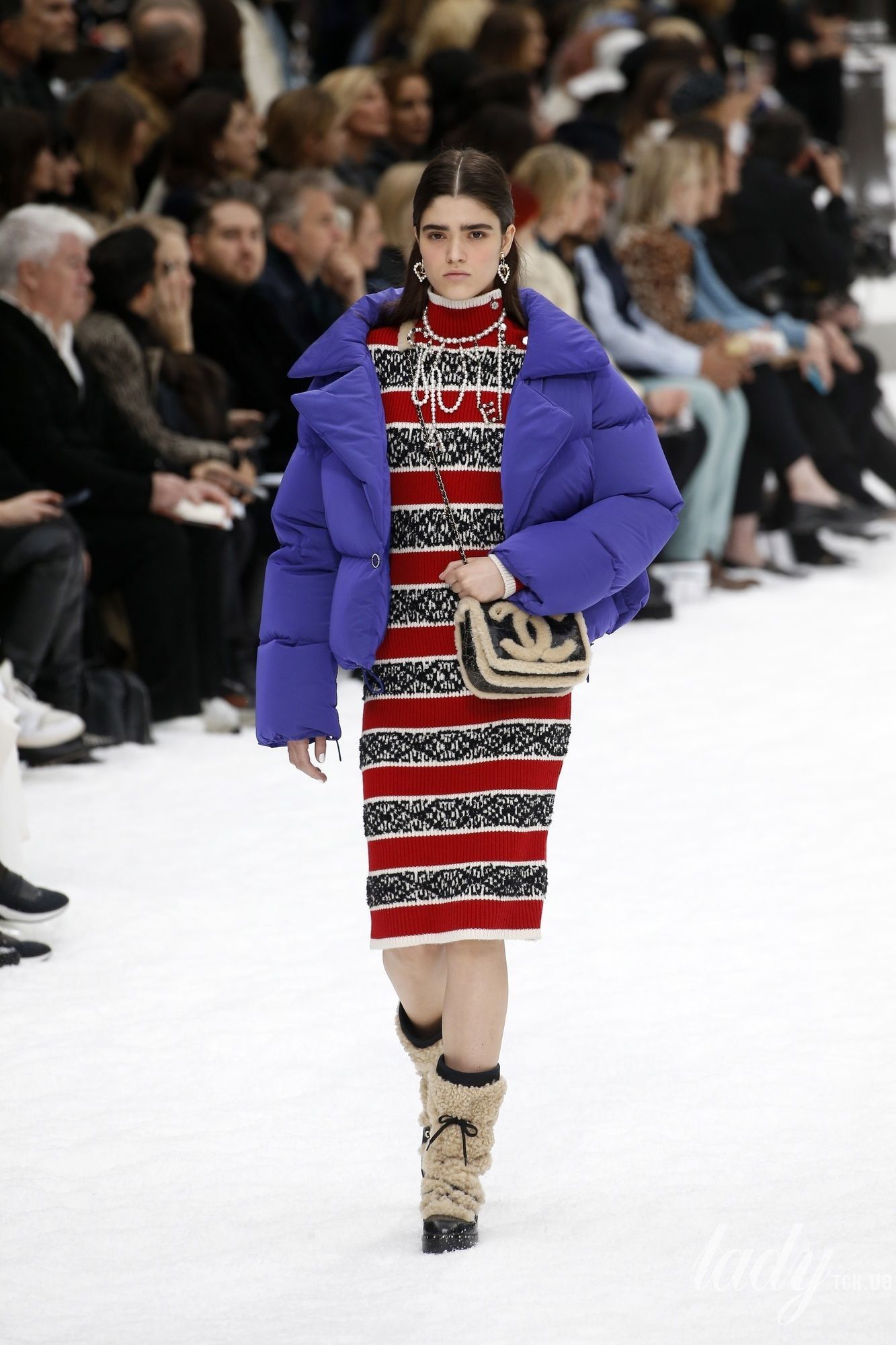 Коллекция Chanel прет-а-порте сезона осень-зима 2019-2020_47