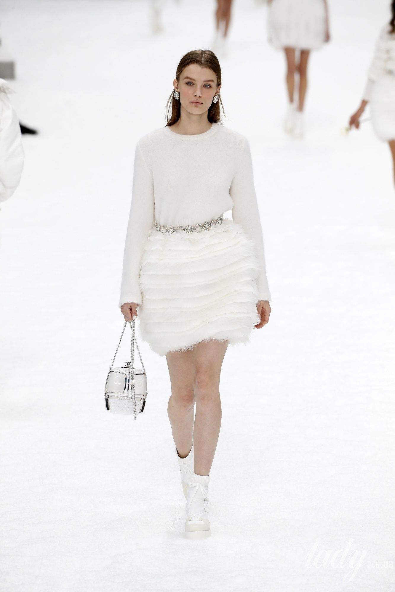 Коллекция Chanel прет-а-порте сезона осень-зима 2019-2020_70