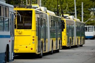 Киевлянин поймал водителя троллейбуса на продаже фальшивых талонов
