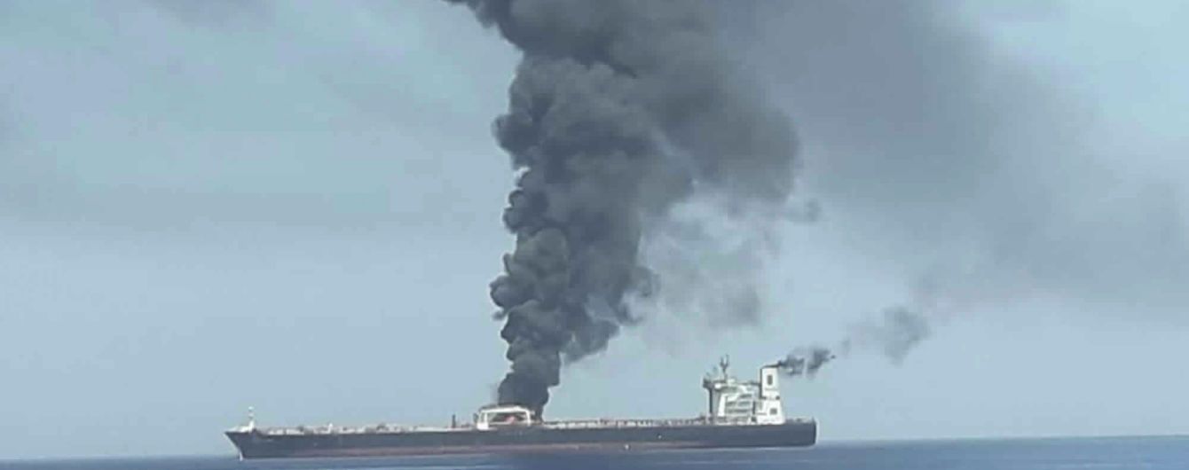 Саудовская Аравия обвинила Иран в атаке на танкеры в Оманском заливе