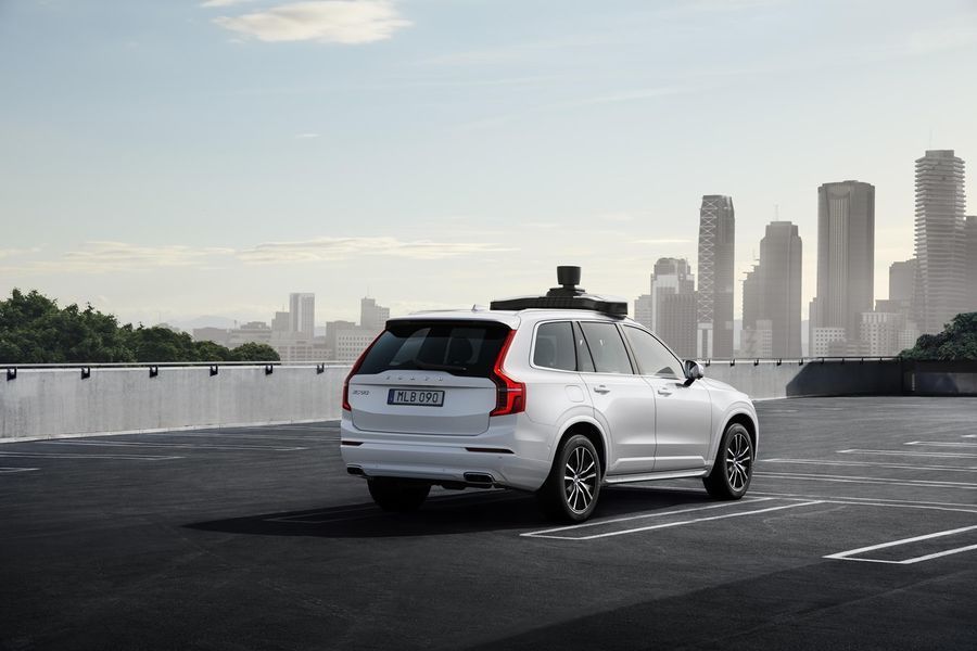 Volvo и Uber презентовали беспилотный внедорожник