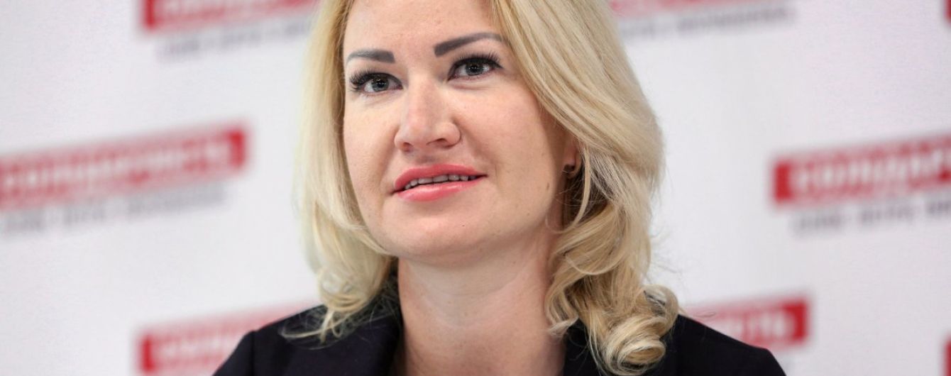 "Іди на х*й, ти хто така?". Кандидатка в нардепи "смачно" облаяла жінку й стала зіркою соцмереж