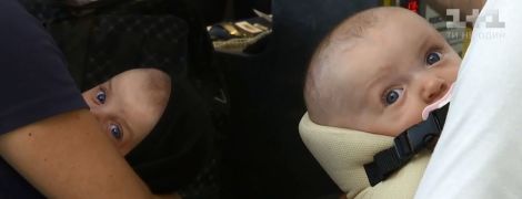 Митарства іспанців в Україні: родина нарешті вивезла діток, народжених від сурогатної матері