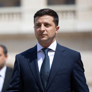 Зеленский пригласил отца Екатерины Гандзюк на встречу в АП