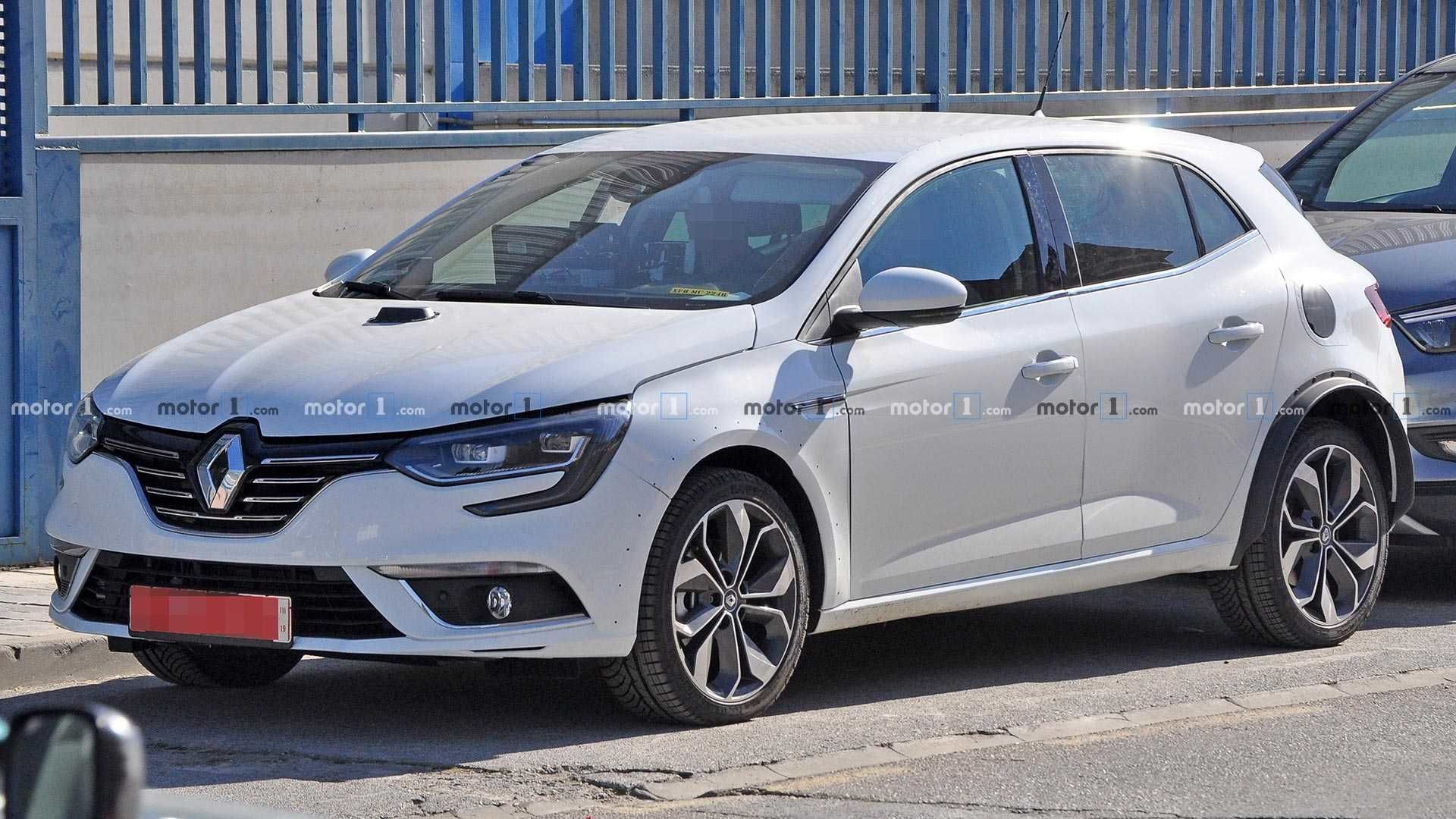 Spies Spotted On Tests The Hybrid Renault Megane Micetimes Asia