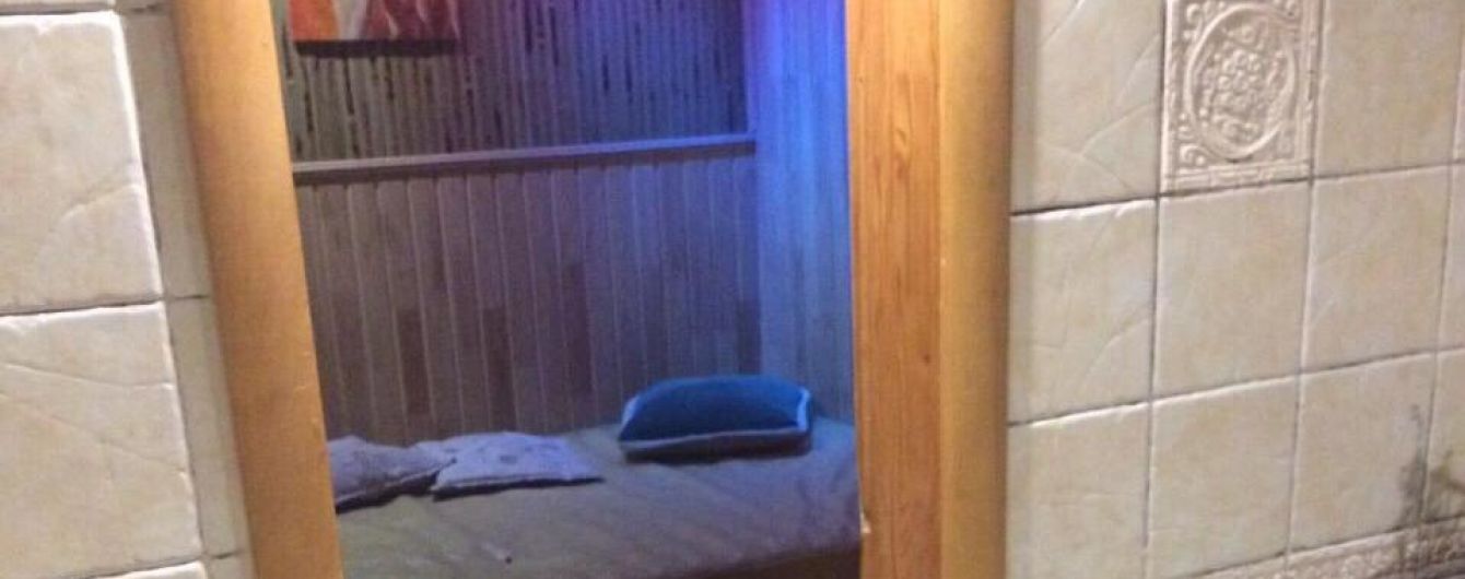 Повії по 2,5 тисячі: у Сумах копи "накрили" бордель під вивіскою "сауна"