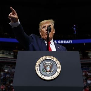 Палата представителей США осудила Трампа за расистские высказывания