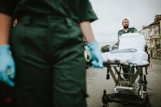 В правительстве Польши хотят упростить трудоустройство для врачей из Украины