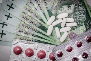 Софт с блокчейном за 369 млн гривен. Дубилет сообщил о раскрытии "удивительной схемы" с лекарствами