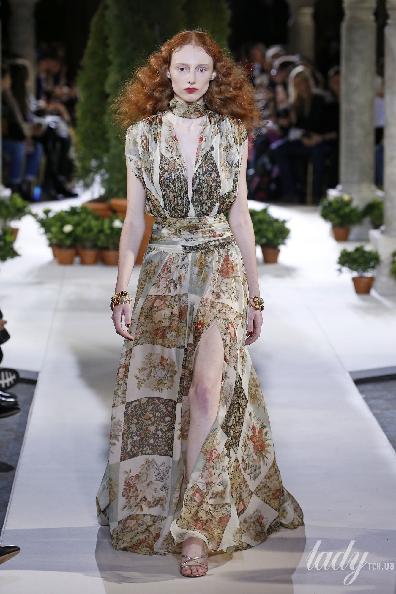 Коллекция Oscar De La Renta прет-а-порте сезона осень-зима 2019-2020_21