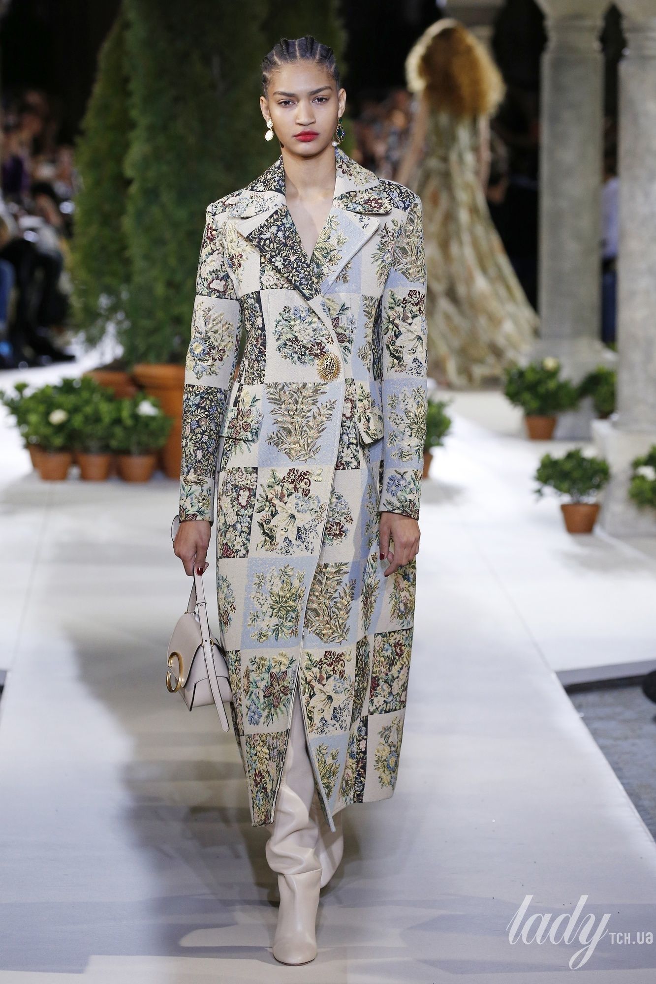 Коллекция Oscar De La Renta прет-а-порте сезона осень-зима 2019-2020_24