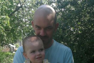 Саше нужна ваша помощь, чтобы избавиться от злокачественной опухоли в голове