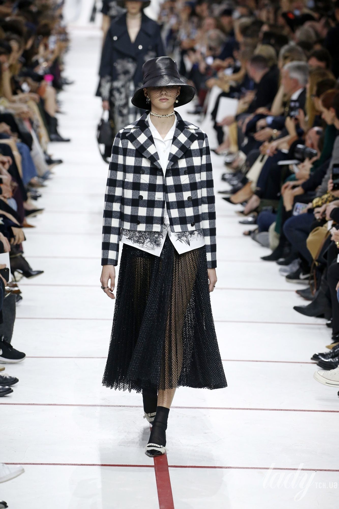 Коллекция Christian Dior прет-а-порте сезона осень-зима 2019-2020_55