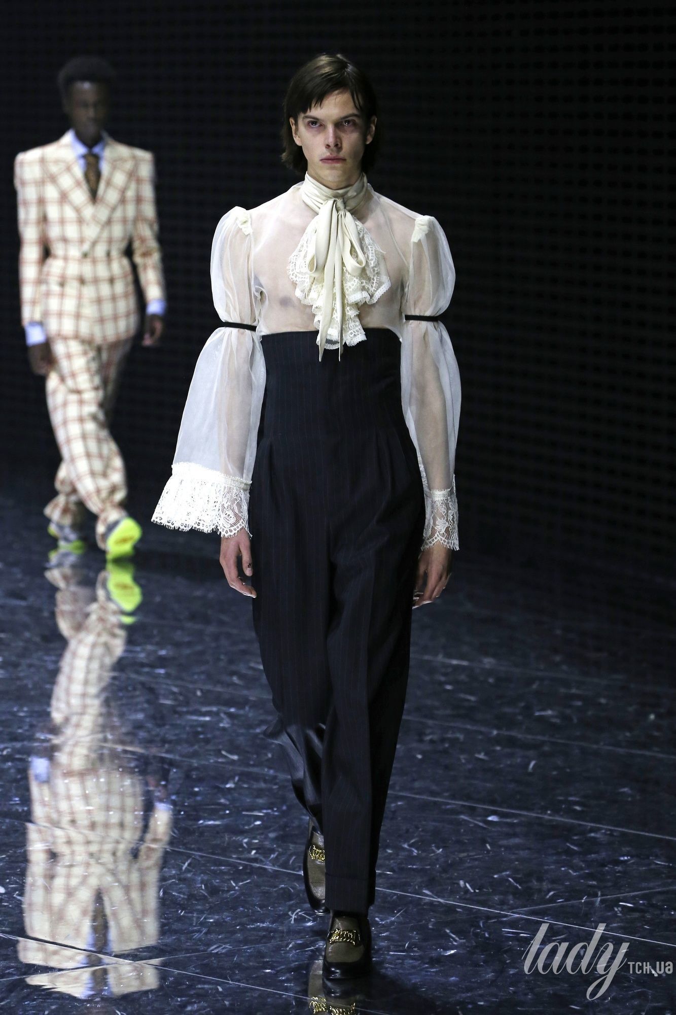 Коллекция Gucci прет-а-порте сезона осень-зима 2019-2020_51